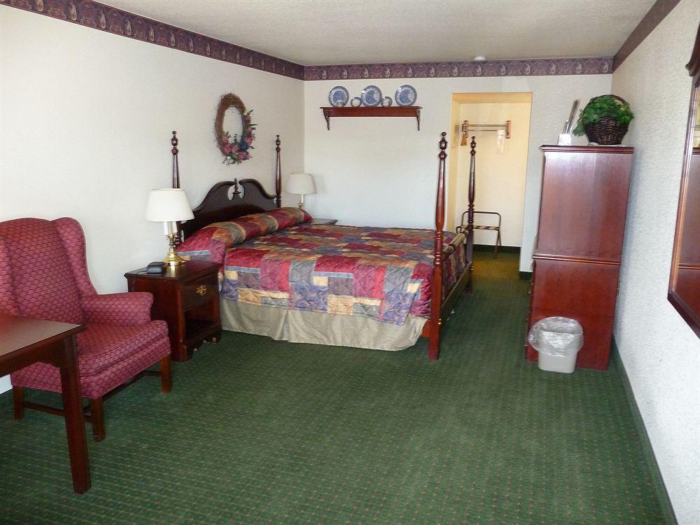 The Kc Motel Show Low Exterior foto